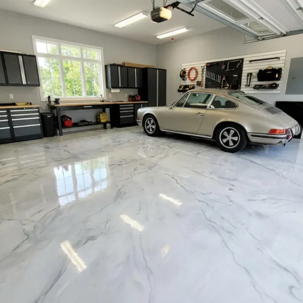 White and grey epoxy floor 1 600x600
